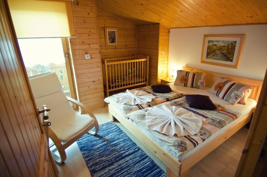 Rodinne Apartmany Alpinka Oscadnica Exterior photo